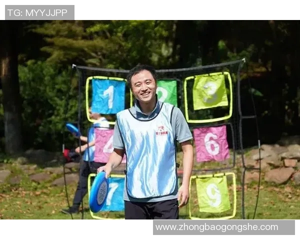 南京飞盘队勇攀高峰极限运动嘉年华的精彩历程与突破瞬间